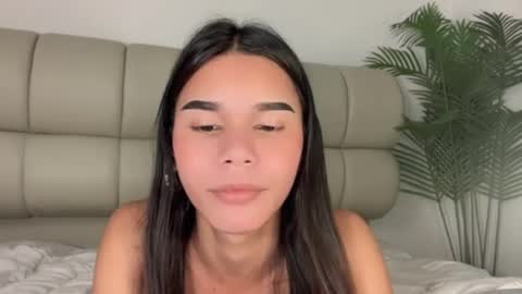 sexy_alexa17 online show from July 29, 6:33 am