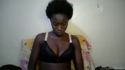 sexy_alia1 online show from March 3, 3:23 am