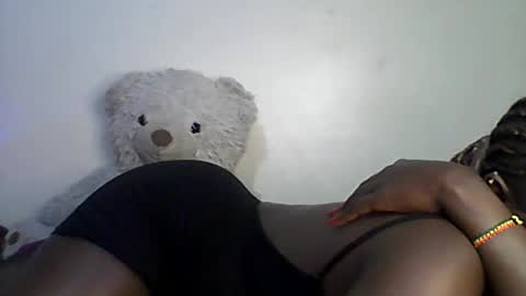 Snapshot of sexy_annbel chatting on June 23, 11:58 pm Ann online show from June 23, 11:58 pm