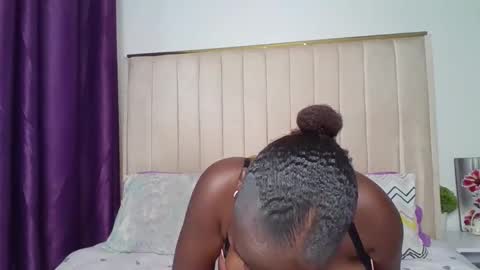 sexy_ari2 online show from May 5, 10:12 am