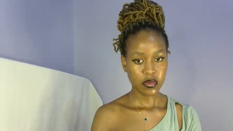 Snapshot of sexy_b7 chatting on September 30, 8:58 pm kiki online show from September 30, 8:58 pm