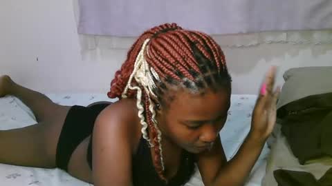 Snapshot of sexy_banice chatting on August 6, 6:37 am sexy_banice online show from August 6, 6:37 am