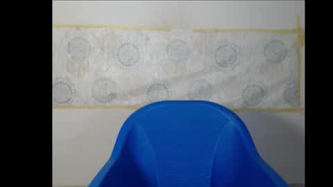 Snapshot of sexy_bluey247 chatting on October 8, 5:27 am sexy_bluey247 online show from October 8, 5:27 am