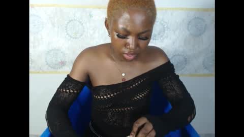 Snapshot of sexy_bluey247 chatting on October 10, 9:03 pm sexy_bluey247 online show from October 10, 9:03 pm