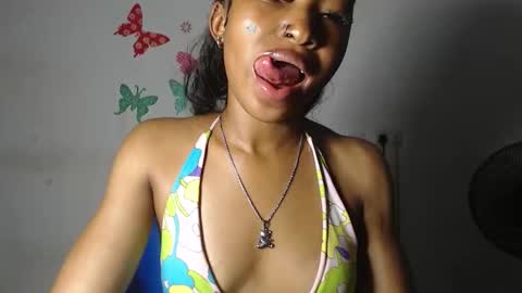 sexy_bluey247 online show from February 5, 6:56 pm