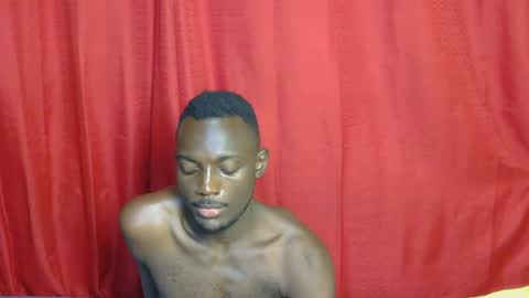 Snapshot of sexy_buddyz55 chatting on June 12, 10:14 am Suudi online show from June 12, 10:14 am