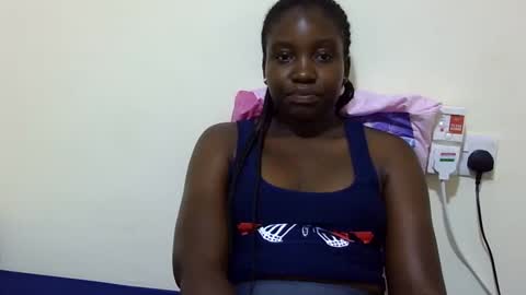 Snapshot of sexy_butt1 chatting on February 19, 5:16 pm sexy butt1 online show from February 19, 5:16 pm