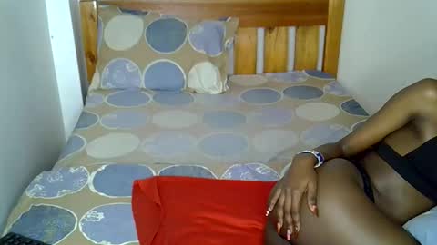 sexy_charliee online show from March 2, 2:35 pm