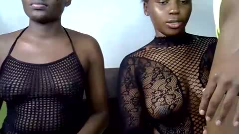sexy_chocolate001 online show from April 16, 9:50 pm