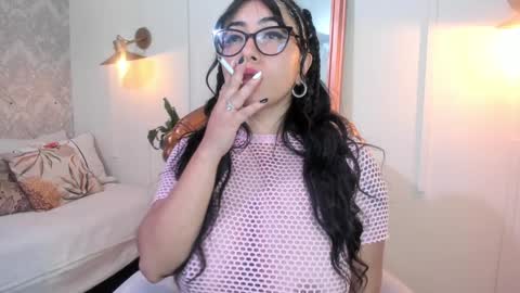 Snapshot of sexy_cristall chatting on December 31, 9:31 am C R I S T A L online show from December 31, 9:31 am