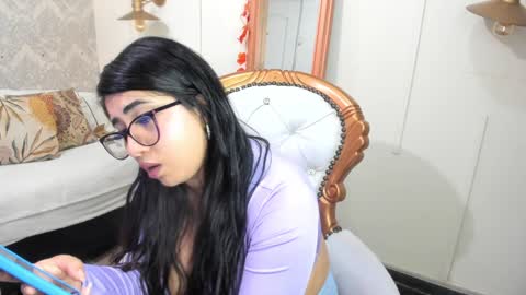 Snapshot of sexy_cristall chatting on January 25, 8:10 am C R I S T A L online show from January 25, 8:10 am