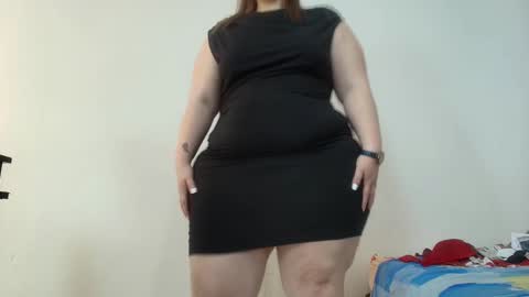 Snapshot of sexy_curvi chatting on December 22, 8:58 pm karla instagram online show from December 22, 8:58 pm