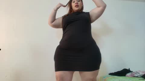 Snapshot of sexy_curvi chatting on January 13, 5:02 pm karla instagram online show from January 13, 5:02 pm