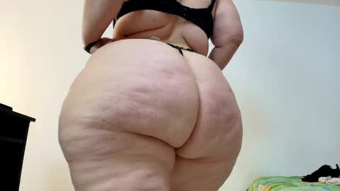 Snapshot of sexy_curvi chatting on January 21, 7:50 pm karla instagram online show from January 21, 7:50 pm