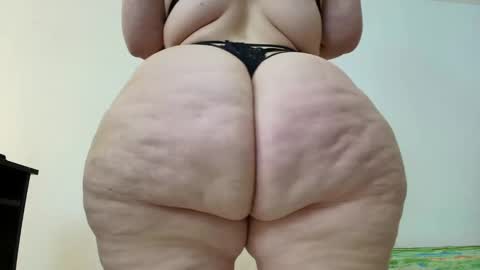 Snapshot of sexy_curvi chatting on January 24, 8:11 pm karla instagram online show from January 24, 8:11 pm