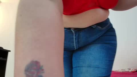Snapshot of sexy_curvi chatting on January 27, 6:20 pm karla instagram online show from January 27, 6:20 pm