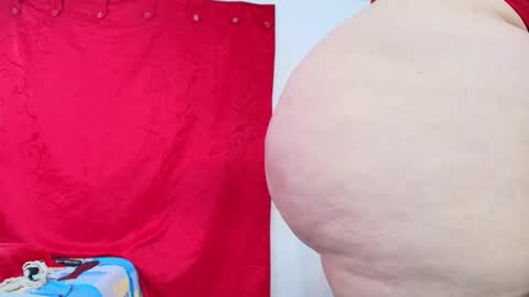 Snapshot of sexy_curvi chatting on September 23, 3:26 pm karla instagram online show from September 23, 3:26 pm