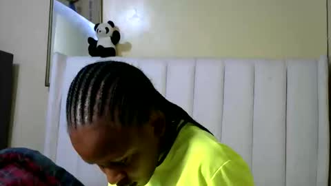 Snapshot of sexy_diva254 chatting on October 17, 9:56 am sexy_diva254 online show from October 17, 9:56 am