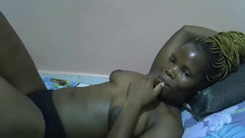 sexy dolly online show from February 27, 9:15 pm