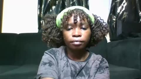 Snapshot of sexy_ebony_princess chatting on September 12, 11:59 pm Trina online show from September 12, 11:59 pm