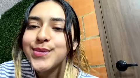 Antonella online show from February 10, 4:47 pm