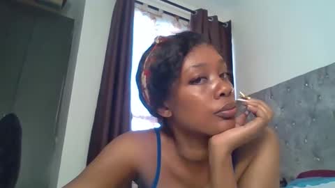 sexy_honey_pot online show from January 6, 11:25 am