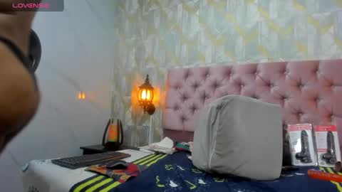 Snapshot of sexy_hot_mature chatting on February 28, 6:10 am lina online show from February 28, 6:10 am