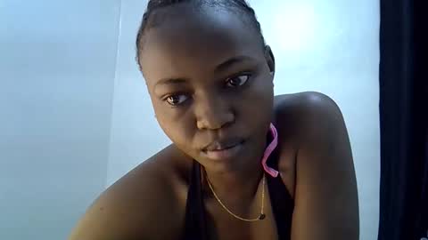 sexy_june20 online show from May 29, 11:25 pm