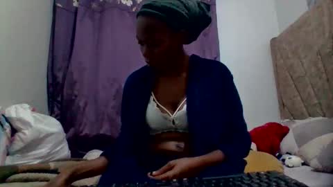 kayla online show from February 26, 10:31 pm