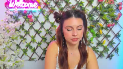 Lily online show from November 3, 3:41 am