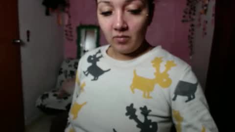 sexy lolas online show from February 25, 2:03 am