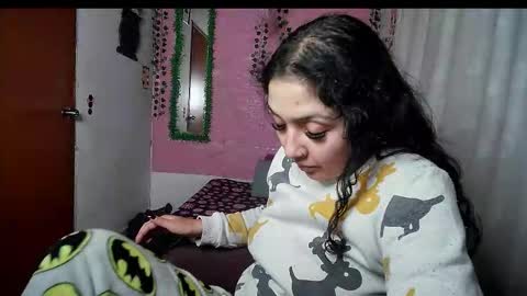 sexy lolas online show from December 3, 1:57 am