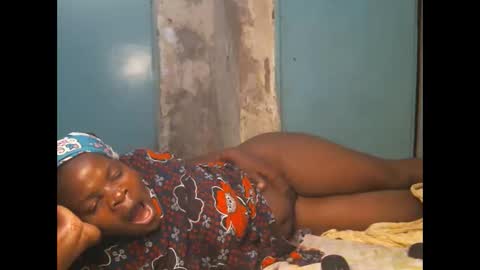 sexy_lunah online show from December 14, 7:51 pm