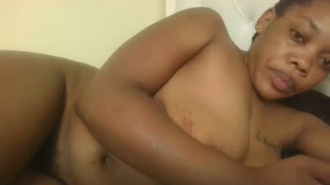 sexy_lyna online show from October 25, 7:08 pm