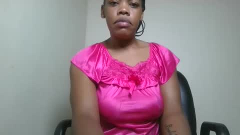 sexy_lyna online show from November 19, 6:30 pm