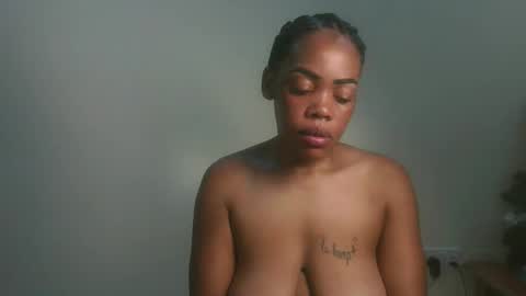 sexy_lyna online show from December 21, 8:05 pm