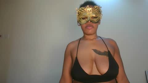 sexy_lyna online show from June 4, 7:14 am