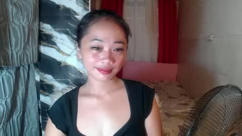 Snapshot of sexy_maria13 chatting on December 15, 5:45 am mariamitch online show from December 15, 5:45 am