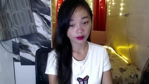 Snapshot of sexy_maria13 chatting on January 4, 4:12 am mariamitch online show from January 4, 4:12 am