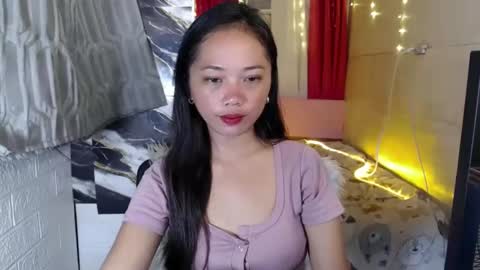 Snapshot of sexy_maria13 chatting on February 10, 5:25 am mariamitch online show from February 10, 5:25 am