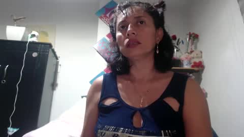 Snapshot of sexy_mary_69 chatting on October 10, 11:48 pm Mary online show from October 10, 11:48 pm