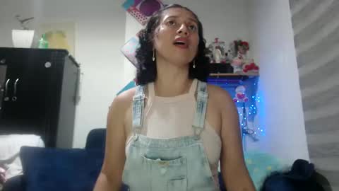 Snapshot of sexy_mary_69 chatting on October 14, 11:27 pm Mary online show from October 14, 11:27 pm