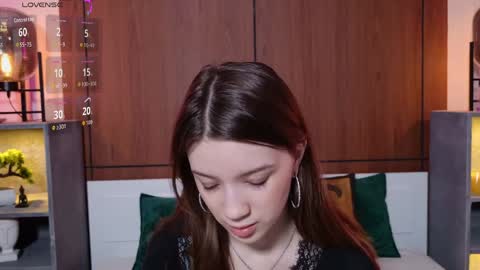 Alison online show from May 15, 6:37 pm