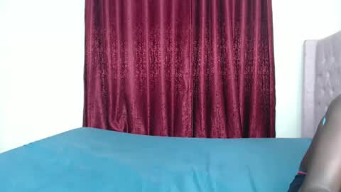 Snapshot of sexy_mistress5 chatting on October 24, 8:05 pm sexy online show from October 24, 8:05 pm