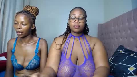 Snapshot of sexy_mistress5 chatting on November 30, 10:58 pm sexy online show from November 30, 10:58 pm
