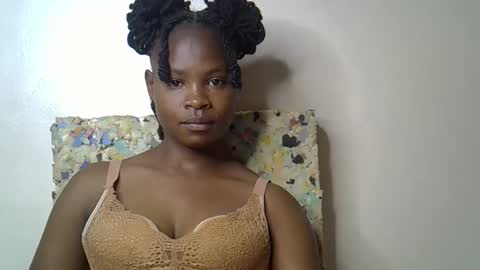 Molyne online show from March 10, 1:32 am