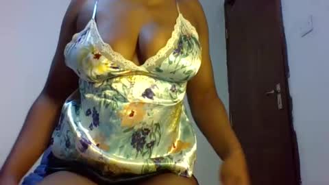 Snapshot of sexy_natallie chatting on January 17, 8:56 am natallie online show from January 17, 8:56 am