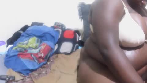 Snapshot of sexy_pall chatting on November 29, 11:30 pm Princess online show from November 29, 11:30 pm