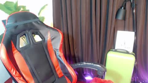 RC online show from June 20, 6:11 pm