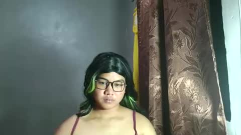 ronna online show from May 9, 12:10 pm